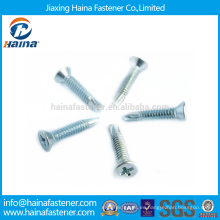 C1022A Tornillos autoperforados de cabeza plana Phillips plateados en zinc azul